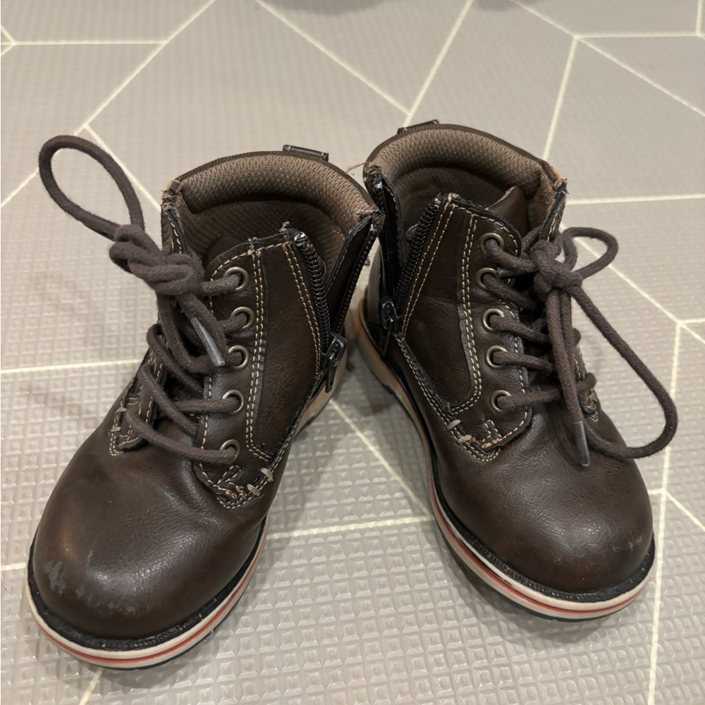 Toddler Eddie Bauer brown ankle boots